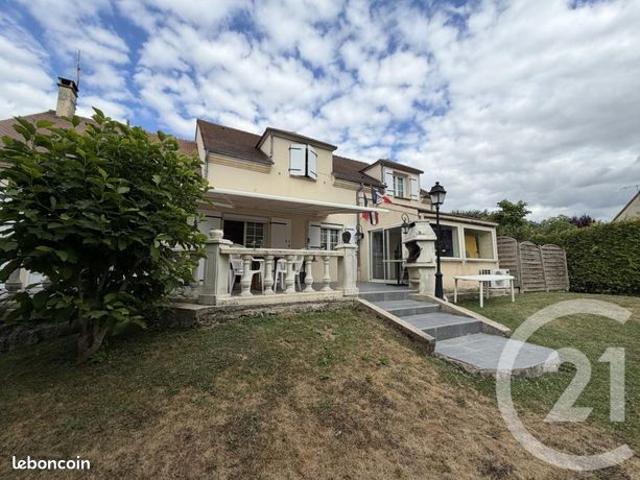 Maison 7 pièces 250 m²