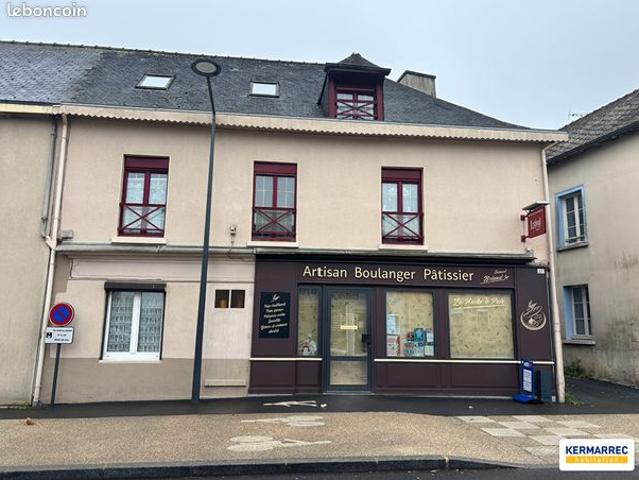Maison 7 pièces 250 m²