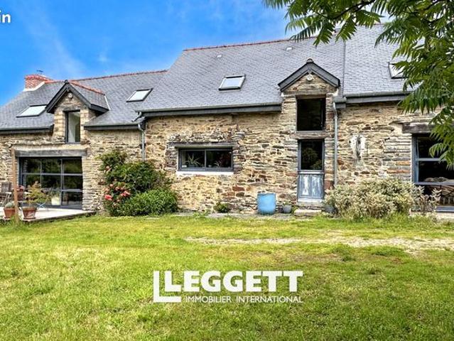 Maison 7 pièces 250 m²