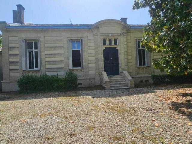 Maison 7 pièces 250 m²