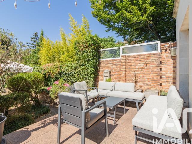 Maison 7 pièces 250 m²