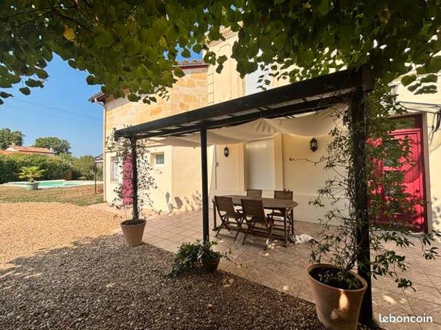 Maison 7 pièces 250 m²