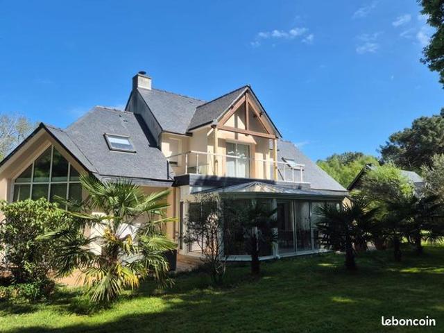 Maison 7 pièces 250 m²