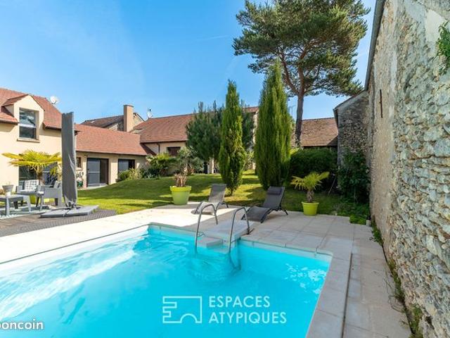 Maison 7 pièces 250 m²
