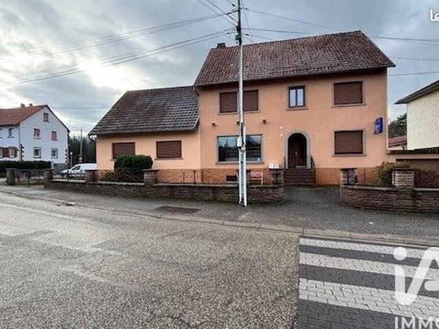 Maison 7 pièces 251 m²