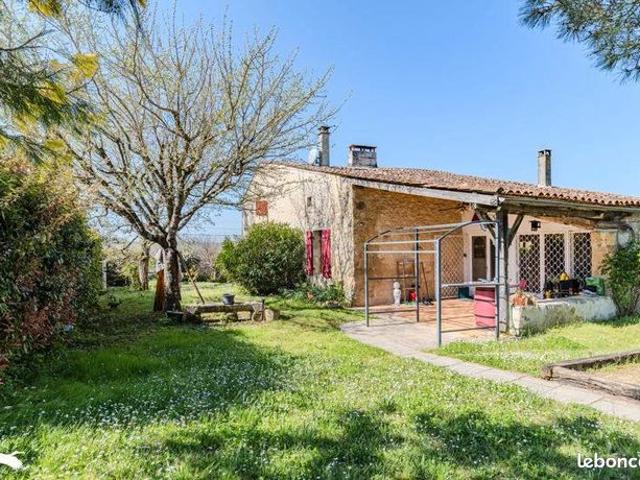 Maison 7 pièces 251 m²