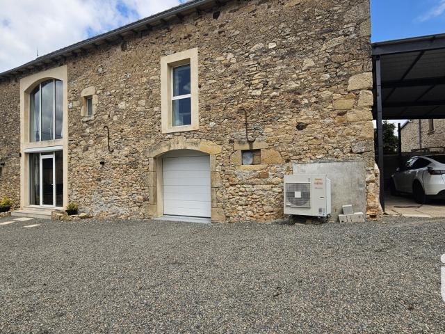Maison 7 pièces 251 m²