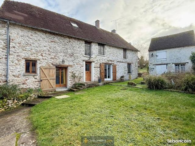 Maison 8 pièces 252 m²