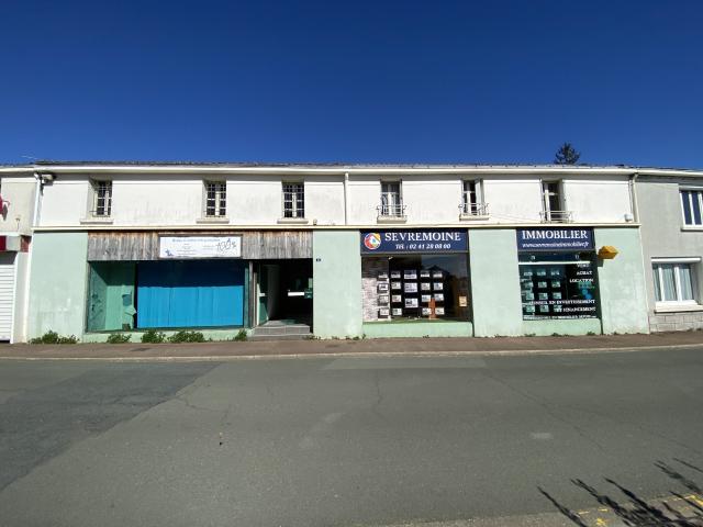 Maison 7 pièces 252 m²