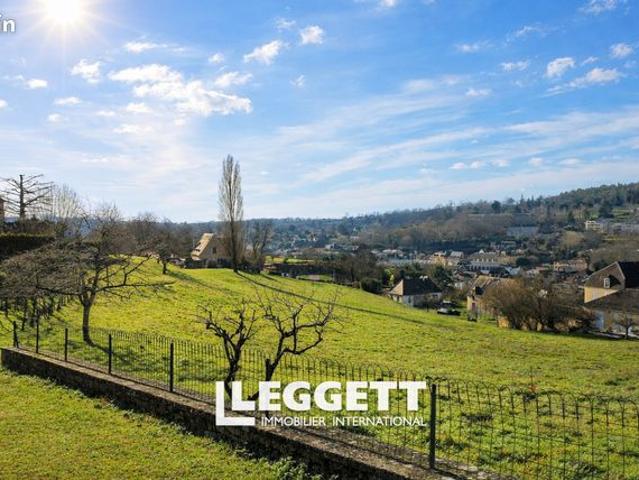 Maison 7 pièces 252 m²