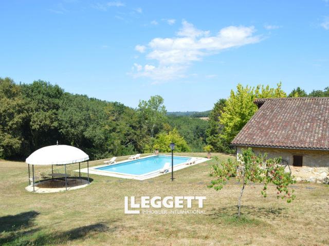Maison 7 pièces 253 m²