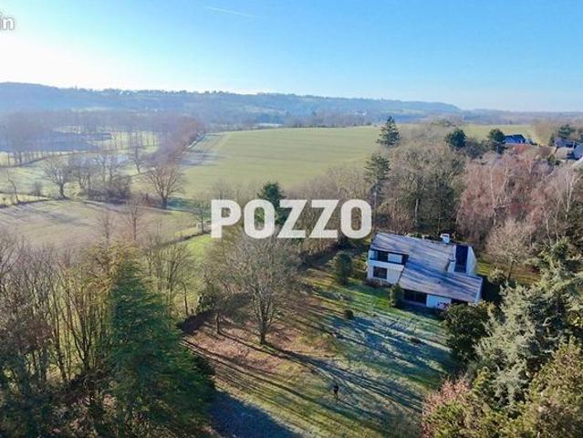 Maison 7 pièces 253 m²