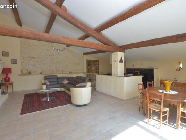 Maison 7 pièces 264 m²