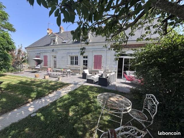 Maison 7 pièces 264 m²
