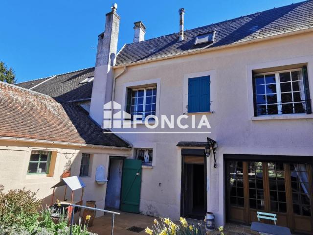 Maison 7 pièces 265 m²