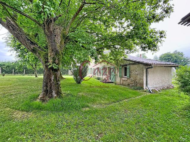 Maison 7 pièces 265 m²