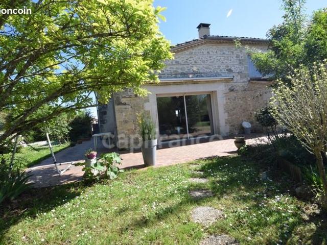 Maison 7 pièces 265 m²