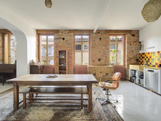 Maison 7 pièces 265 m²