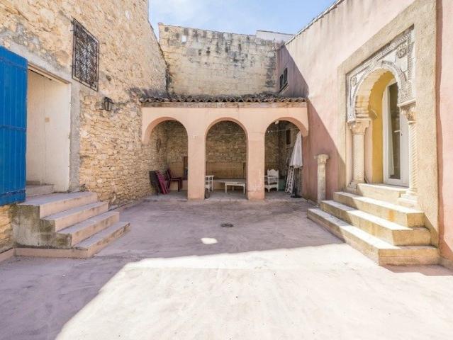 Maison 7 pièces 265 m²