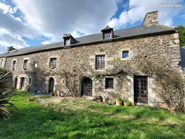 Maison 7 pièces 266 m²