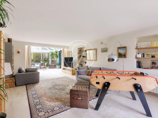 Maison 7 pièces 266 m²