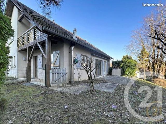 Maison 7 pièces 268 m²