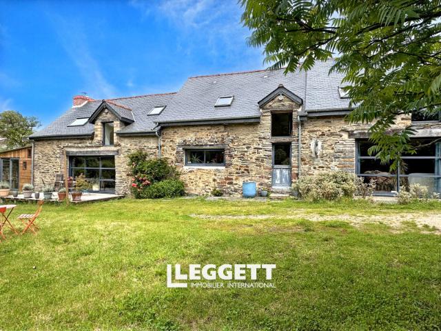Maison 7 pièces 250 m²