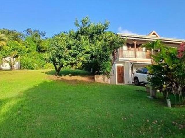 Maison 7 pièces 260 m²