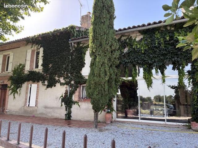 Maison 7 pièces 260 m²