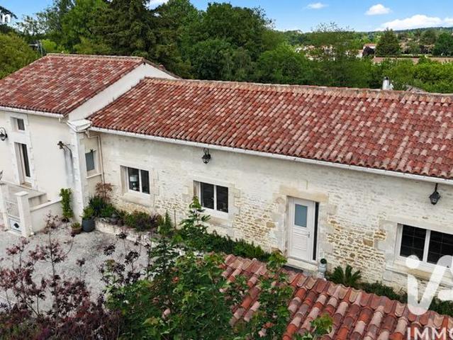 Maison 7 pièces 260 m²