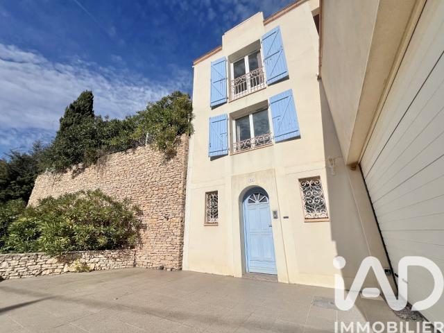 Maison 7 pièces 260 m²