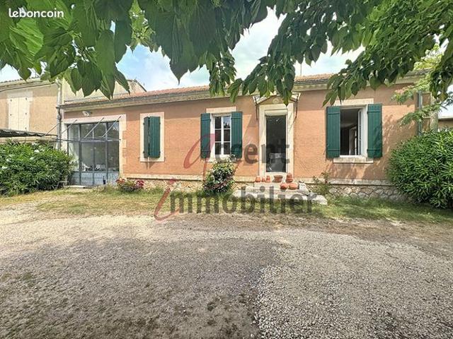 Maison 7 pièces 260 m²