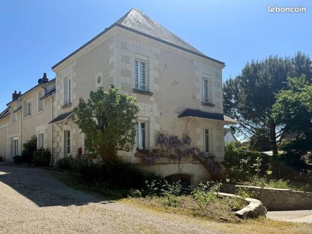 Maison 7 pièces 260 m²