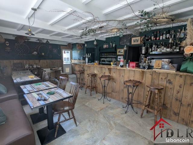 Maison 7 pièces 260 m²