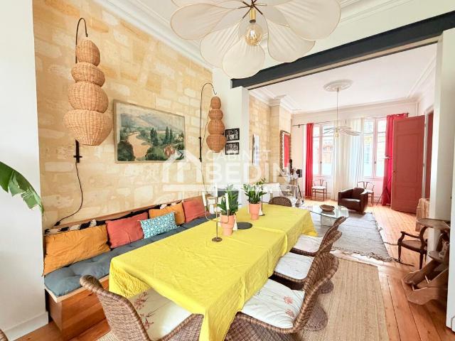 Maison 9 pièces 260 m²