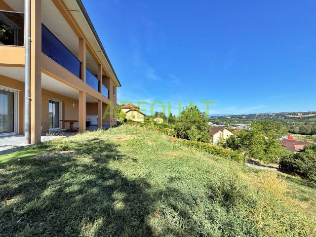 Maison 7 pièces 260 m²
