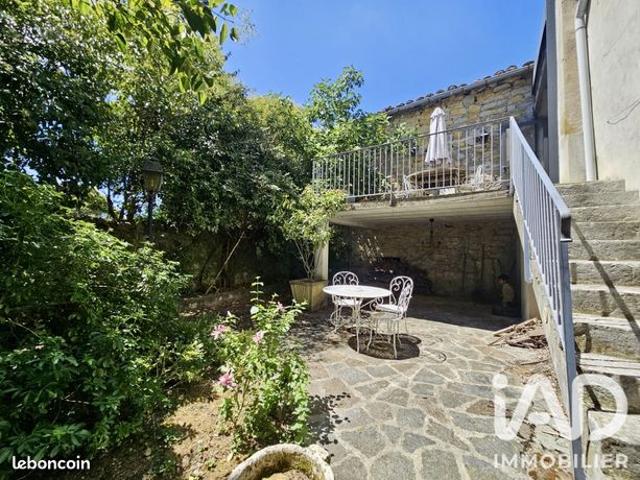 Maison 7 pièces 260 m²
