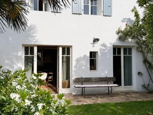 Maison 7 pièces 261 m²