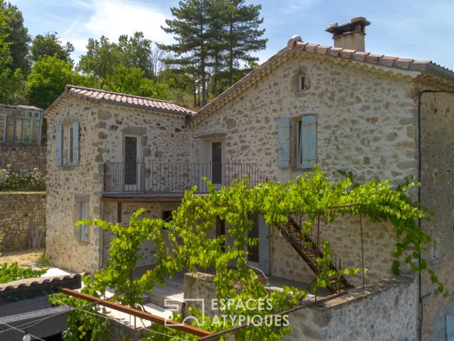 Maison 7 pièces 261 m²