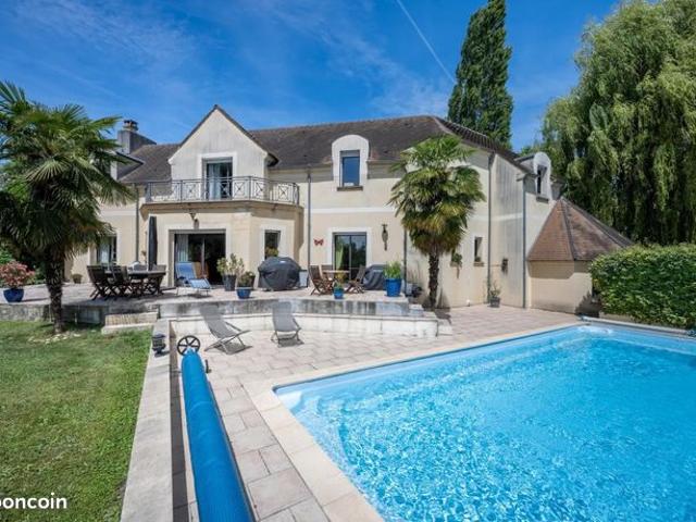 Maison 7 pièces 262 m²