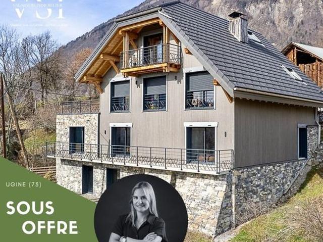 Maison 7 pièces 263 m²
