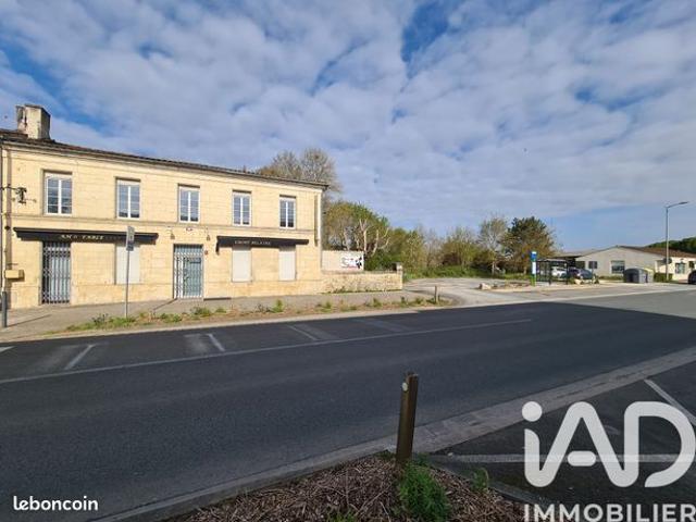 Maison 7 pièces 263 m²