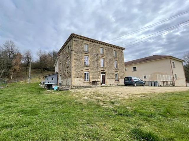 Maison 7 pièces 275 m²