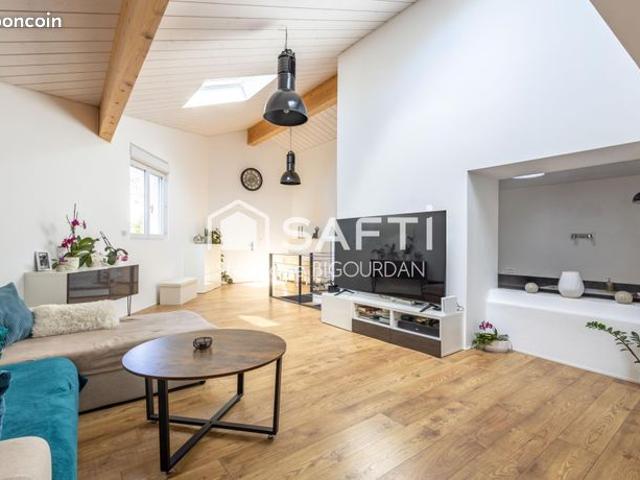 Maison 7 pièces 275 m²