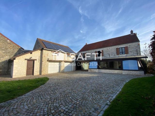 Maison 7 pièces 275 m²