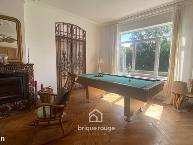 Maison 7 pièces 275 m²