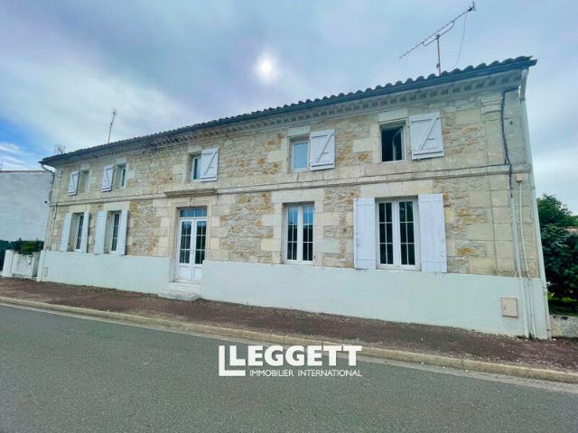 Maison 7 pièces 275 m²