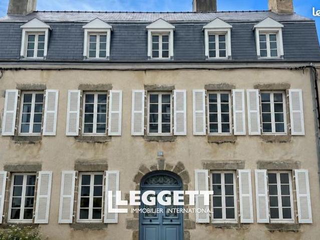 Maison 7 pièces 276 m²