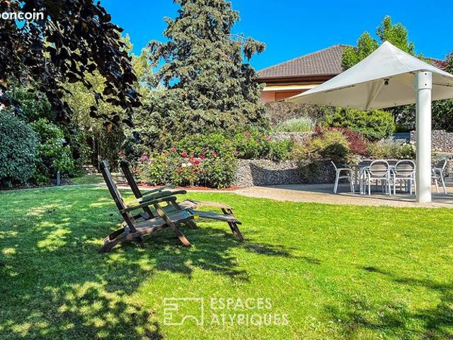 Maison 7 pièces 276 m²