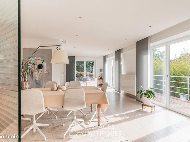 Maison 7 pièces 276 m²